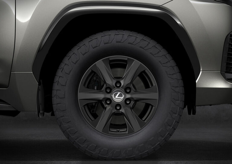 Lexus LX - Feature Gallery